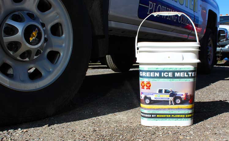 3 x 50 LB PAILS OF CLEARLANE® GREEN DEICER